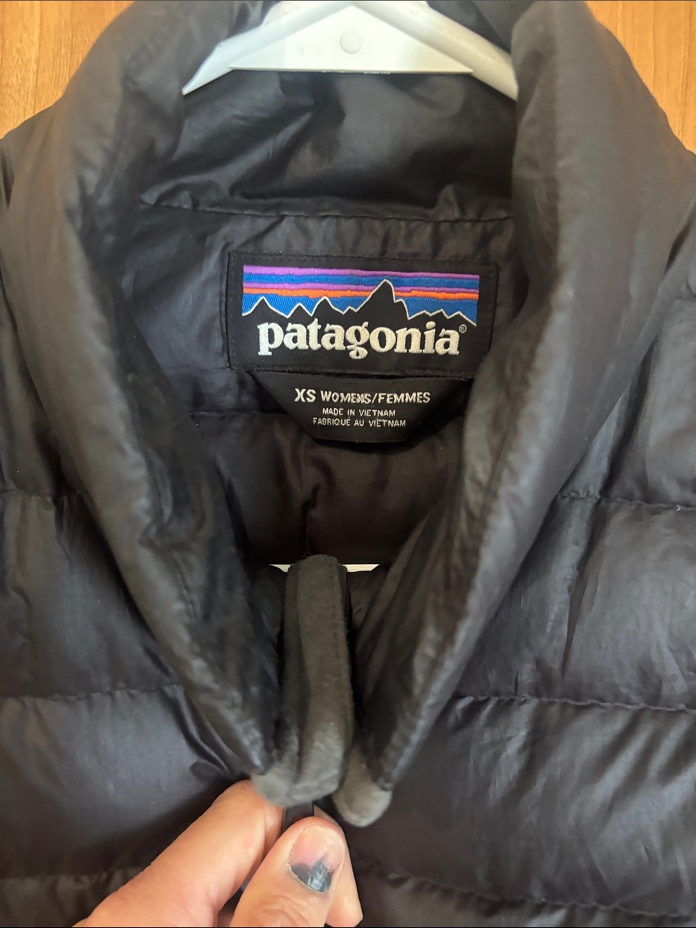 Patagonia women’s  Black Quilted Down Vest xs - Picture 3 of 3